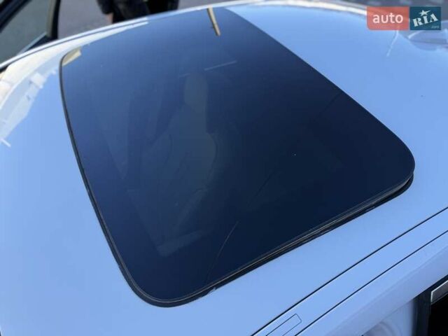 БМВ 5 Серія 2017 у Стрые на Automoto.ua Білий БМВ 5 Серія, об'ємом двигуна 2 л та пробігом 153 тис. км за 24500 $, фото 43 на Automoto.ua