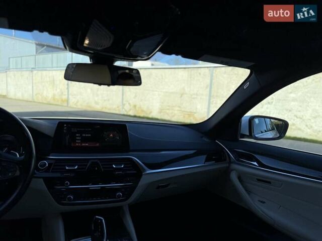 БМВ 5 Серія 2017 у Стрые на Automoto.ua Білий БМВ 5 Серія, об'ємом двигуна 2 л та пробігом 153 тис. км за 24500 $, фото 26 на Automoto.ua
