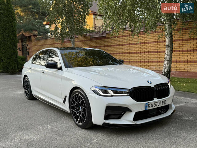 Белый БМВ 5 Серия, объемом двигателя 2 л и пробегом 99 тыс. км за 29700 $, фото 3 на Automoto.ua