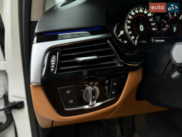 Білий БМВ 5 Серія, об'ємом двигуна 2 л та пробігом 222 тис. км за 23500 $, фото 12 на Automoto.ua