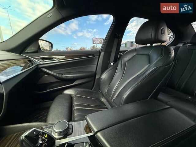 Білий БМВ 5 Серія, об'ємом двигуна 2 л та пробігом 115 тис. км за 26500 $, фото 70 на Automoto.ua