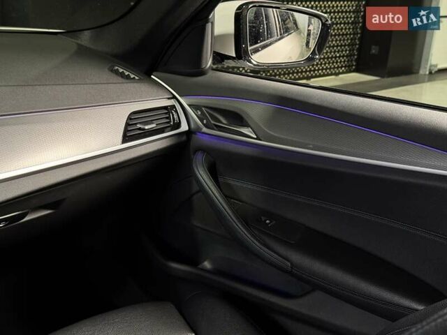 Белый БМВ 5 Серия, объемом двигателя 2 л и пробегом 204 тыс. км за 29300 $, фото 29 на Automoto.ua