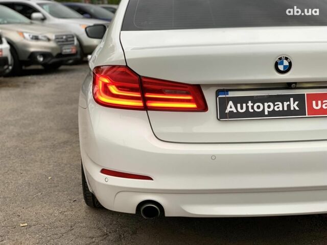 Білий БМВ 5 Серія, об'ємом двигуна 2 л та пробігом 220 тис. км за 23290 $, фото 12 на Automoto.ua