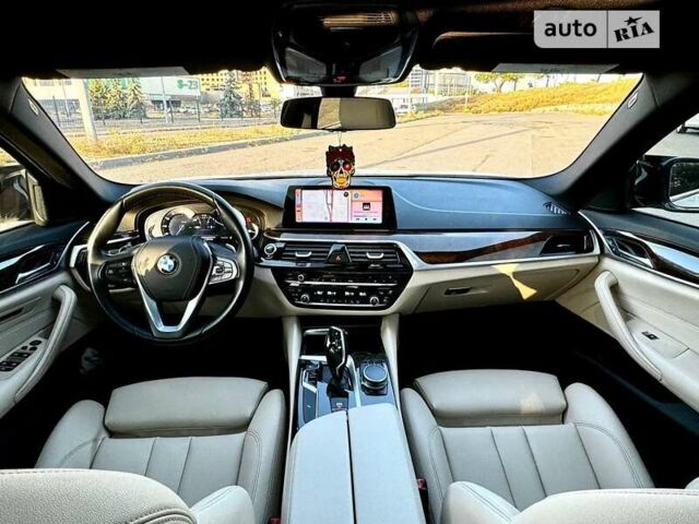 Белый БМВ 5 Серия, объемом двигателя 2 л и пробегом 83 тыс. км за 28800 $, фото 62 на Automoto.ua