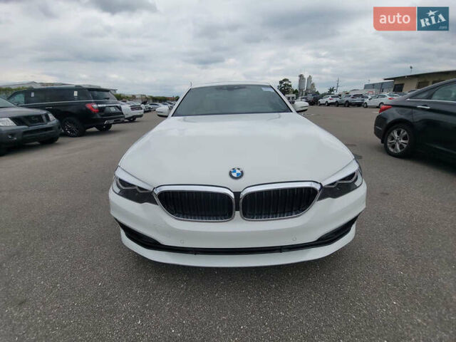 Белый БМВ 5 Серия, объемом двигателя 2 л и пробегом 135 тыс. км за 26500 $, фото 25 на Automoto.ua