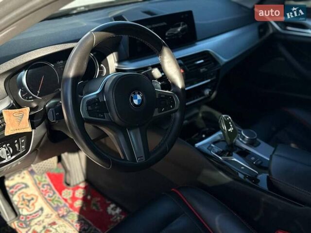 Белый БМВ 5 Серия, объемом двигателя 3 л и пробегом 220 тыс. км за 32000 $, фото 12 на Automoto.ua