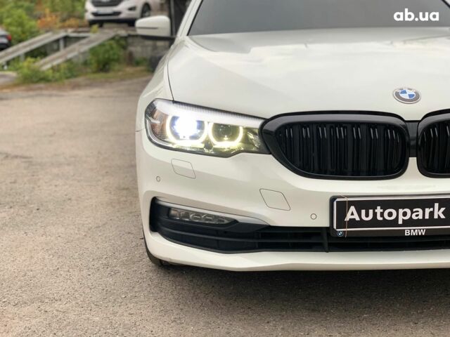 Білий БМВ 5 Серія, об'ємом двигуна 2 л та пробігом 220 тис. км за 23290 $, фото 10 на Automoto.ua