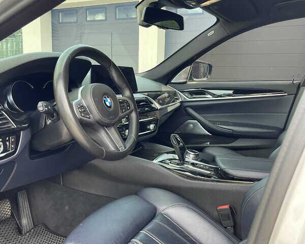 Білий БМВ 5 Серія, об'ємом двигуна 3 л та пробігом 190 тис. км за 39000 $, фото 10 на Automoto.ua