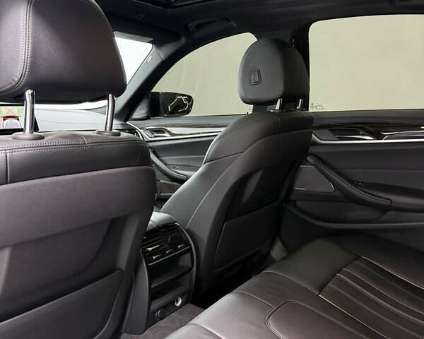 Белый БМВ 5 Серия, объемом двигателя 2 л и пробегом 169 тыс. км за 27500 $, фото 12 на Automoto.ua