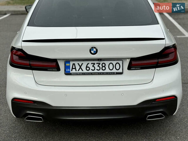 Белый БМВ 5 Серия, объемом двигателя 3 л и пробегом 150 тыс. км за 29999 $, фото 29 на Automoto.ua
