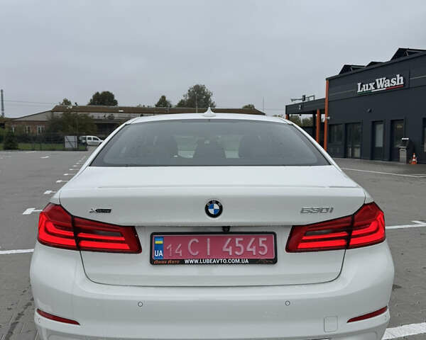 Белый БМВ 5 Серия, объемом двигателя 2 л и пробегом 157 тыс. км за 24500 $, фото 4 на Automoto.ua
