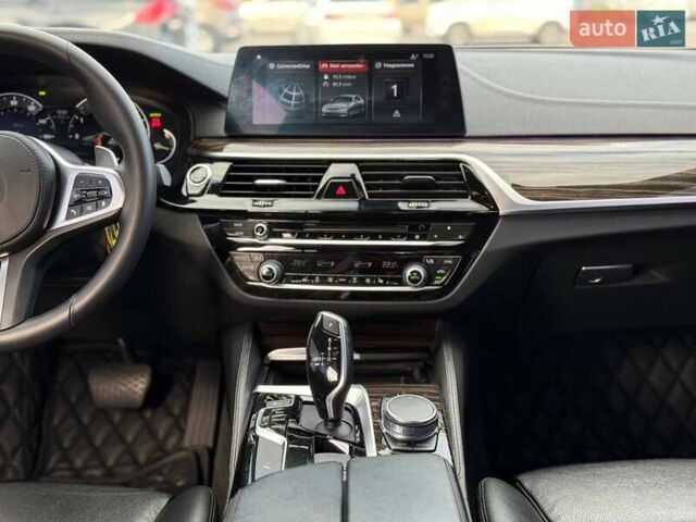 Білий БМВ 5 Серія, об'ємом двигуна 2 л та пробігом 115 тис. км за 26500 $, фото 50 на Automoto.ua