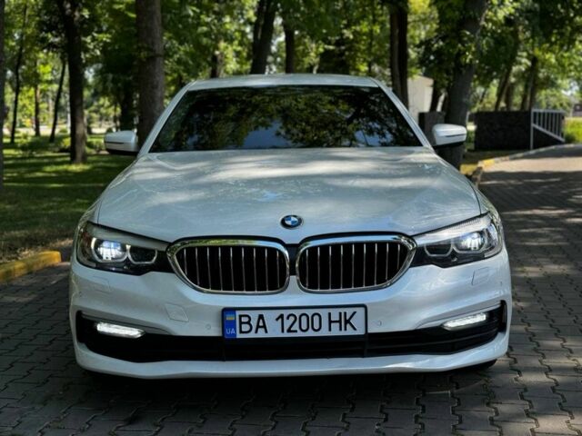 Білий БМВ 5 Серія, об'ємом двигуна 2 л та пробігом 204 тис. км за 22500 $, фото 2 на Automoto.ua