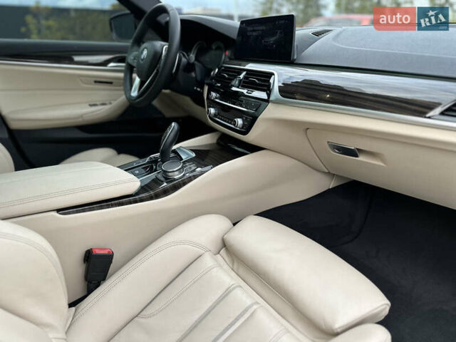 Белый БМВ 5 Серия, объемом двигателя 2 л и пробегом 135 тыс. км за 26500 $, фото 10 на Automoto.ua