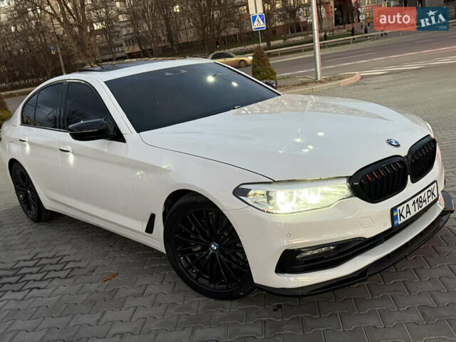 Белый БМВ 5 Серия, объемом двигателя 2 л и пробегом 130 тыс. км за 25500 $, фото 65 на Automoto.ua