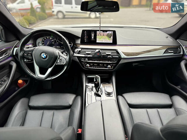 Белый БМВ 5 Серия, объемом двигателя 2 л и пробегом 93 тыс. км за 24000 $, фото 22 на Automoto.ua