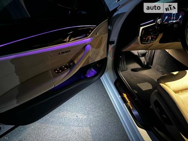 Белый БМВ 5 Серия, объемом двигателя 2 л и пробегом 83 тыс. км за 28800 $, фото 69 на Automoto.ua