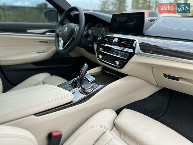 Белый БМВ 5 Серия, объемом двигателя 2 л и пробегом 135 тыс. км за 26500 $, фото 11 на Automoto.ua