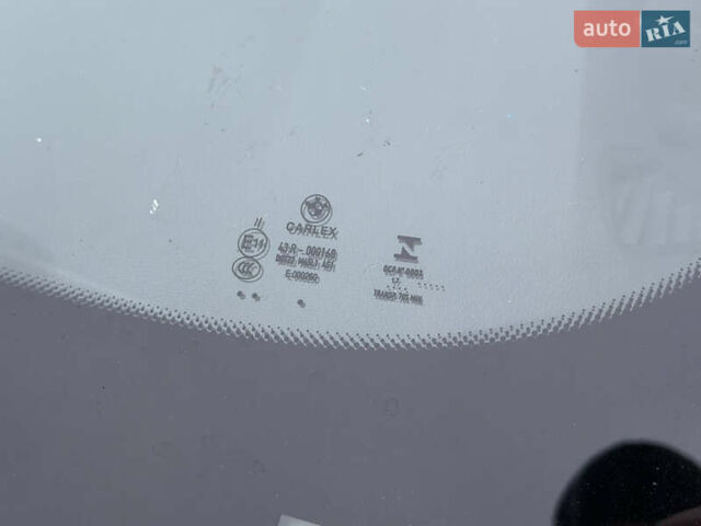 Білий БМВ 5 Серія, об'ємом двигуна 2 л та пробігом 74 тис. км за 26500 $, фото 11 на Automoto.ua