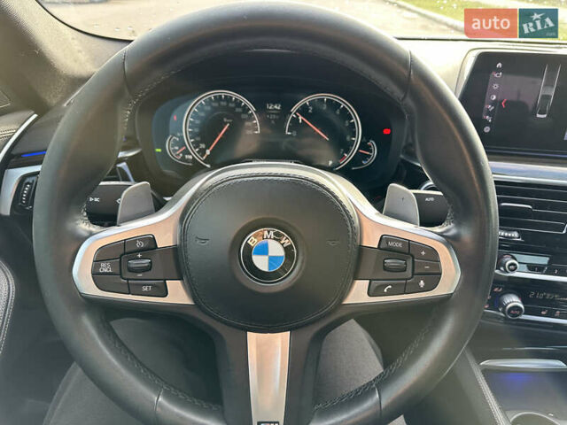 Белый БМВ 5 Серия, объемом двигателя 3 л и пробегом 131 тыс. км за 33000 $, фото 23 на Automoto.ua