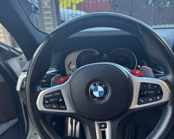 Белый БМВ 5 Серия, объемом двигателя 3 л и пробегом 180 тыс. км за 31900 $, фото 33 на Automoto.ua