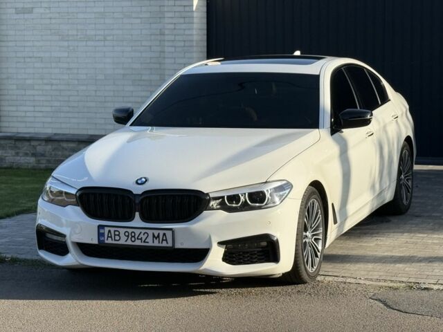 Белый БМВ 5 Серия, объемом двигателя 2 л и пробегом 123 тыс. км за 23999 $, фото 1 на Automoto.ua