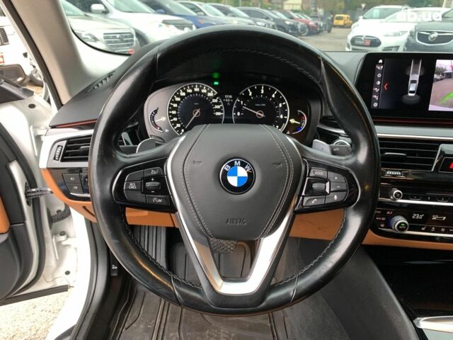 Білий БМВ 5 Серія, об'ємом двигуна 2 л та пробігом 220 тис. км за 23290 $, фото 26 на Automoto.ua