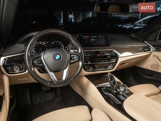 Білий БМВ 5 Серія, об'ємом двигуна 2 л та пробігом 158 тис. км за 29500 $, фото 19 на Automoto.ua