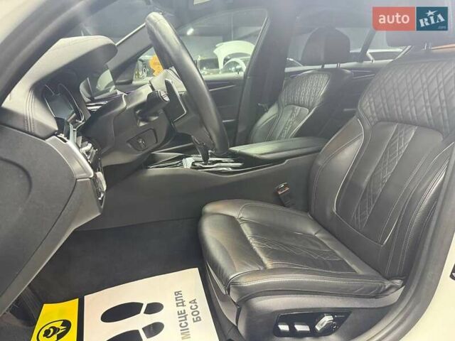 Белый БМВ 5 Серия, объемом двигателя 2.99 л и пробегом 245 тыс. км за 33000 $, фото 8 на Automoto.ua