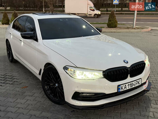 Белый БМВ 5 Серия, объемом двигателя 2 л и пробегом 130 тыс. км за 25500 $, фото 63 на Automoto.ua