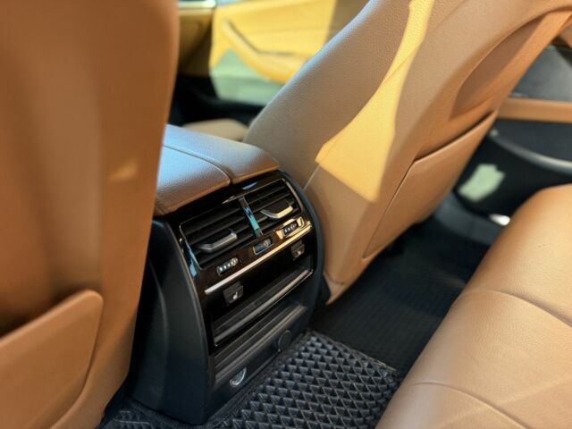 Белый БМВ 5 Серия, объемом двигателя 2 л и пробегом 123 тыс. км за 23999 $, фото 7 на Automoto.ua