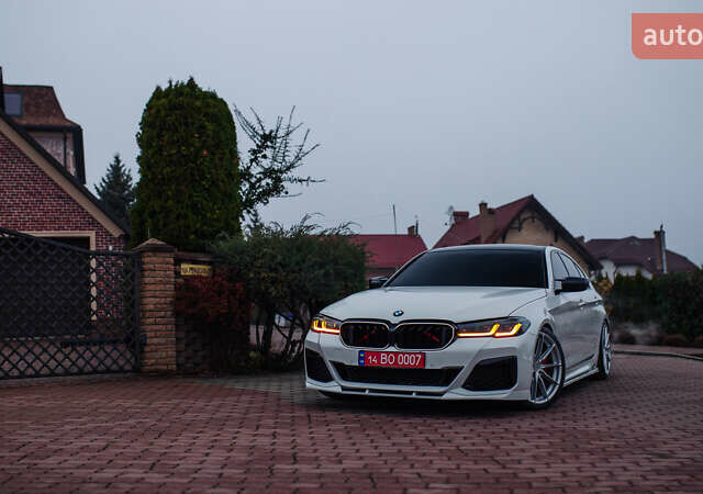 Белый БМВ 5 Серия, объемом двигателя 3 л и пробегом 139 тыс. км за 35000 $, фото 32 на Automoto.ua