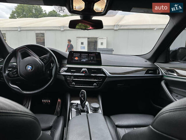 Белый БМВ 5 Серия, объемом двигателя 2 л и пробегом 175 тыс. км за 27000 $, фото 9 на Automoto.ua