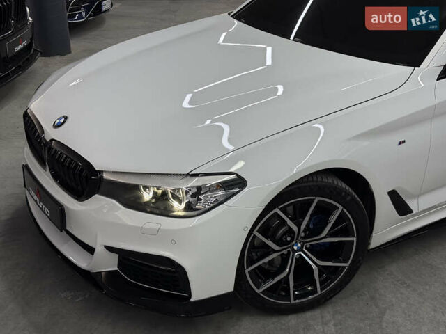 Білий БМВ 5 Серія, об'ємом двигуна 2 л та пробігом 124 тис. км за 33999 $, фото 8 на Automoto.ua