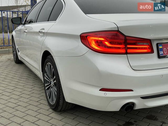 Белый БМВ 5 Серия, объемом двигателя 2 л и пробегом 196 тыс. км за 23000 $, фото 7 на Automoto.ua