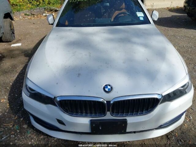 Білий БМВ 5 Серія, об'ємом двигуна 2 л та пробігом 113 тис. км за 18000 $, фото 4 на Automoto.ua