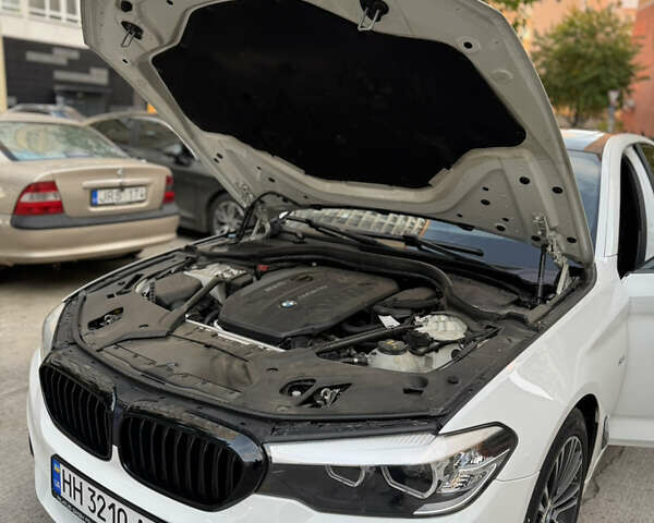 Білий БМВ 5 Серія, об'ємом двигуна 2.99 л та пробігом 290 тис. км за 28000 $, фото 19 на Automoto.ua
