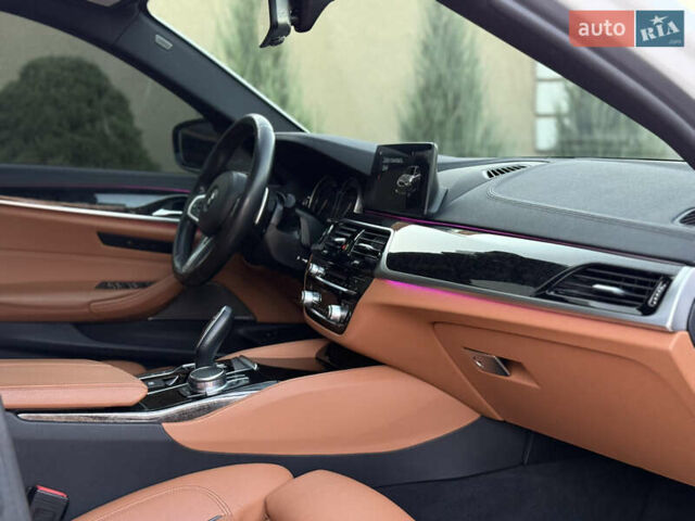 Белый БМВ 5 Серия, объемом двигателя 3 л и пробегом 163 тыс. км за 31500 $, фото 38 на Automoto.ua