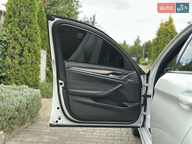 Білий БМВ 5 Серія, об'ємом двигуна 2 л та пробігом 132 тис. км за 24500 $, фото 48 на Automoto.ua