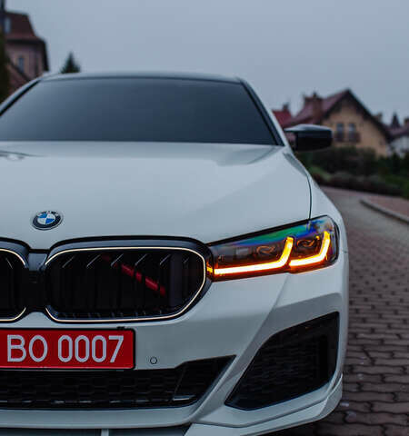 Белый БМВ 5 Серия, объемом двигателя 3 л и пробегом 139 тыс. км за 35000 $, фото 14 на Automoto.ua