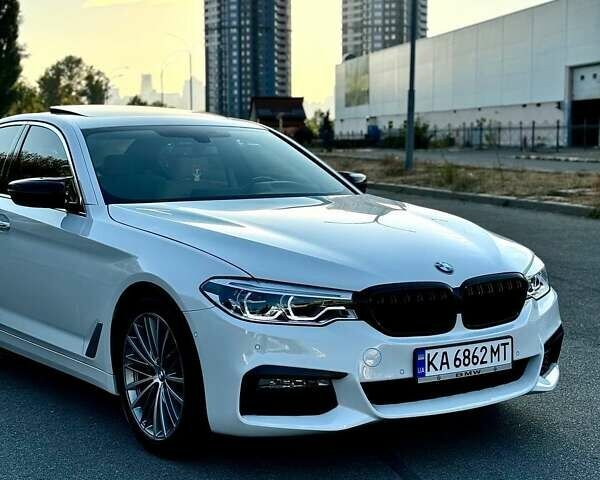 Белый БМВ 5 Серия, объемом двигателя 2 л и пробегом 83 тыс. км за 28800 $, фото 15 на Automoto.ua