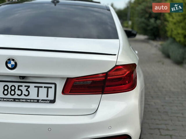 Білий БМВ 5 Серія, об'ємом двигуна 2 л та пробігом 132 тис. км за 24500 $, фото 23 на Automoto.ua