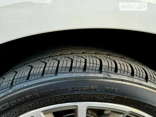 Белый БМВ 5 Серия, объемом двигателя 2 л и пробегом 83 тыс. км за 28800 $, фото 49 на Automoto.ua