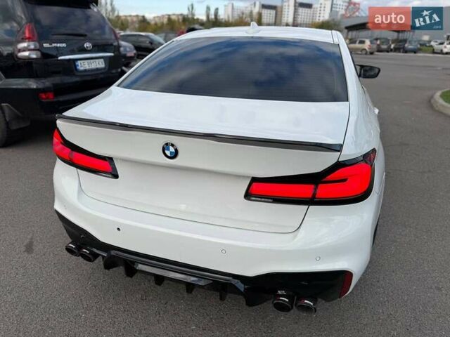 Білий БМВ 5 Серія, об'ємом двигуна 2 л та пробігом 115 тис. км за 26500 $, фото 29 на Automoto.ua