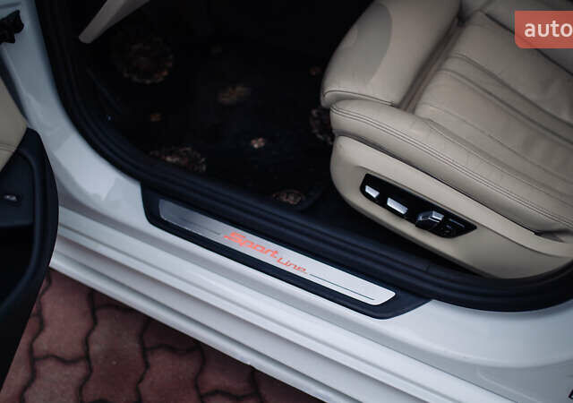 Белый БМВ 5 Серия, объемом двигателя 3 л и пробегом 139 тыс. км за 35000 $, фото 72 на Automoto.ua