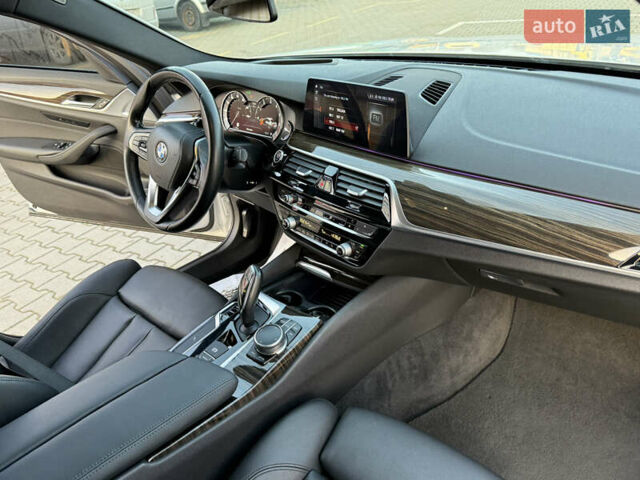 Белый БМВ 5 Серия, объемом двигателя 2 л и пробегом 209 тыс. км за 21900 $, фото 35 на Automoto.ua