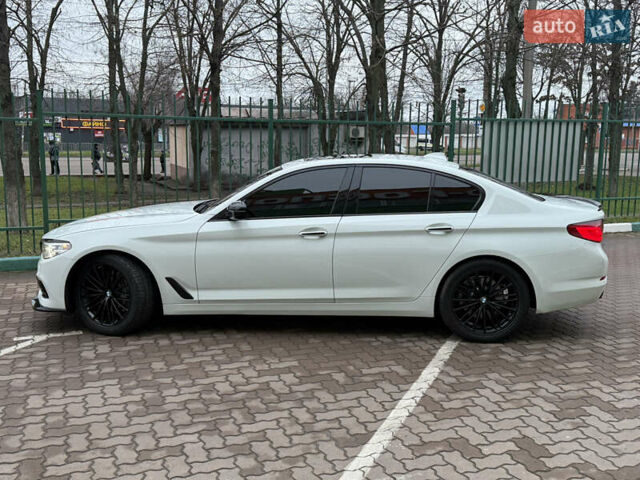 Білий БМВ 5 Серія, об'ємом двигуна 2 л та пробігом 130 тис. км за 24500 $, фото 4 на Automoto.ua