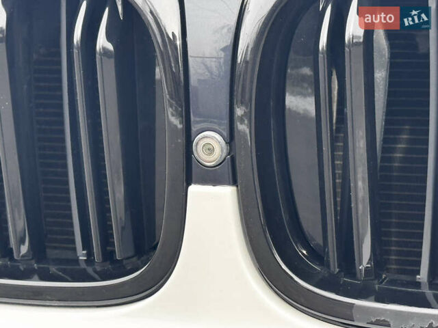 Белый БМВ 5 Серия, объемом двигателя 2 л и пробегом 158 тыс. км за 25900 $, фото 31 на Automoto.ua
