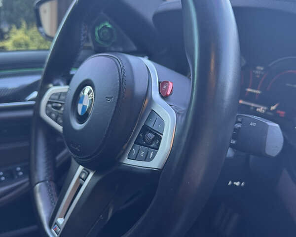 Белый БМВ 5 Серия, объемом двигателя 3 л и пробегом 180 тыс. км за 31900 $, фото 39 на Automoto.ua