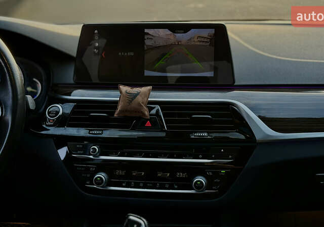 Белый БМВ 5 Серия, объемом двигателя 2 л и пробегом 143 тыс. км за 24800 $, фото 31 на Automoto.ua